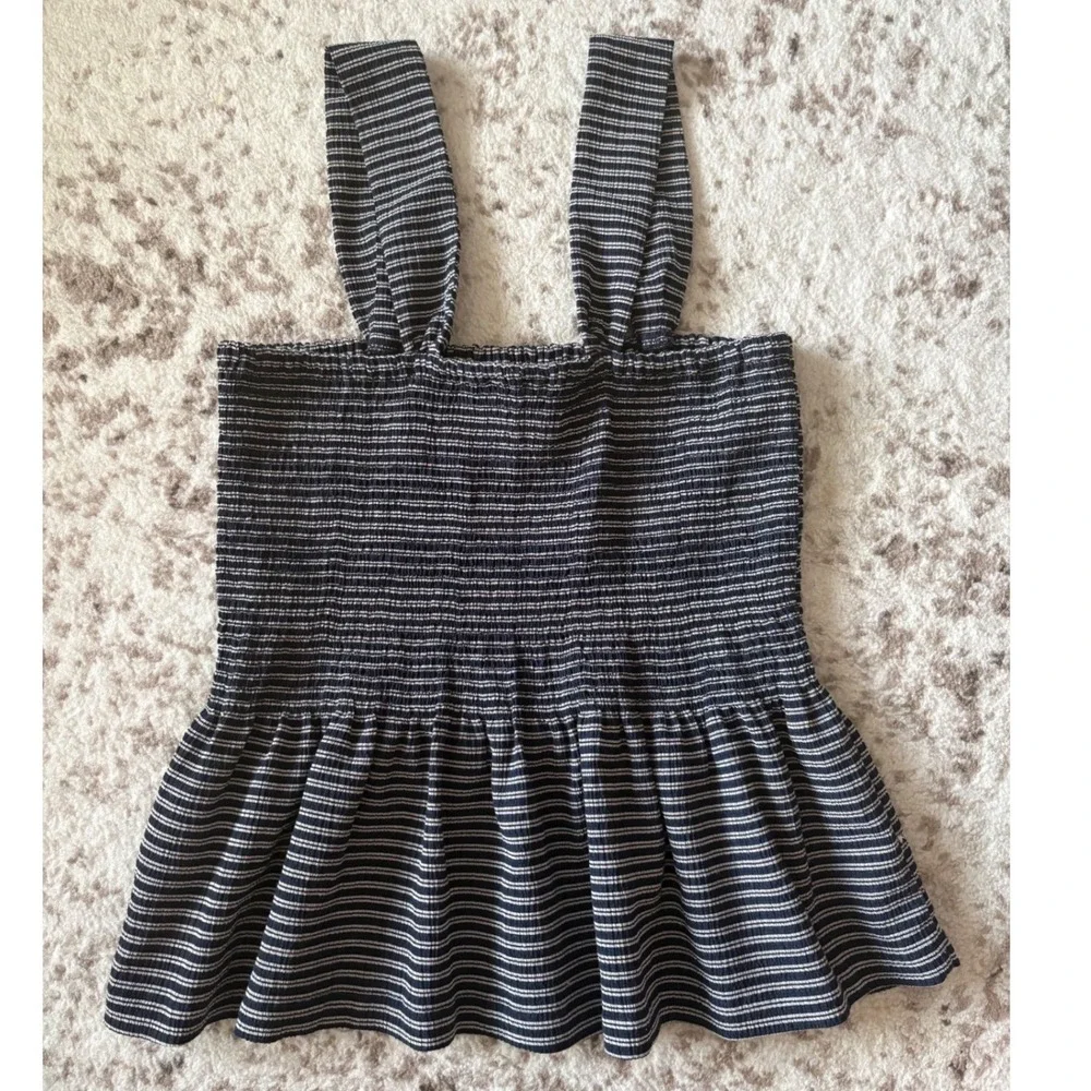 Madewell Top Womens Medium Navy Stripe Texture & Thread Smocked Peplum Tank